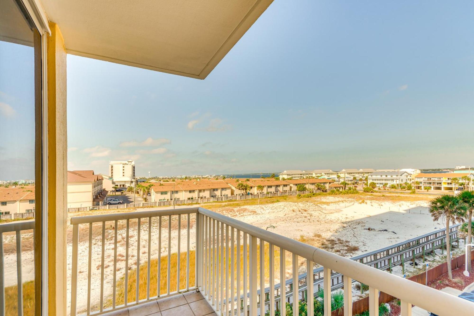 Vibrant Navarre Condo Pool And Beach Chair Service! Dış mekan fotoğraf